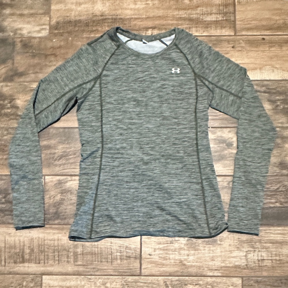 Under Armour Heathered Gray Performance Top